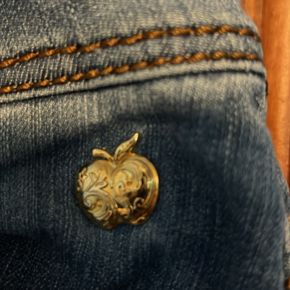 Apple Bottom jeans - Picture 3 of 5